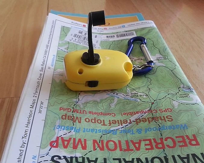 Solarrific Solar/ Handcrank LED Flashlight Keychain 2 Solarrific Solar/ Handcrank LED Flashlight Keychain - Image 2