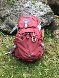 Osprey Manta AG 28 -Outdoor Camping Sales IMG 0987