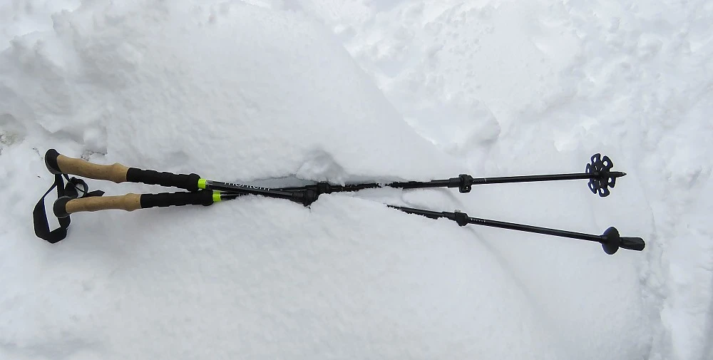 Montem Ultra Strong Trekking Poles 4 Montem Ultra Strong Trekking Poles - Image 4
